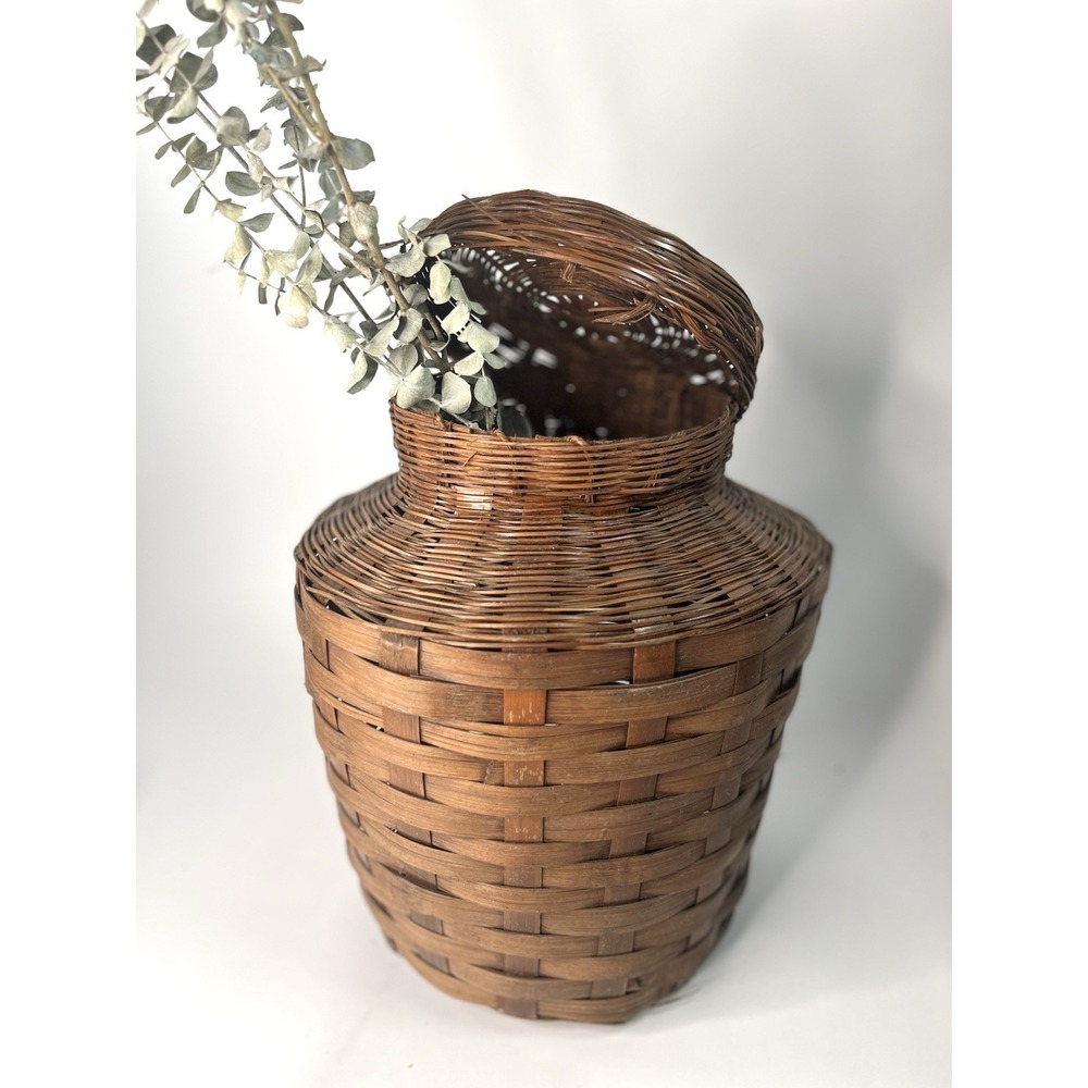 Vintage Dark Brown Basket With Lid Wicker Cottagecore Boho Decor